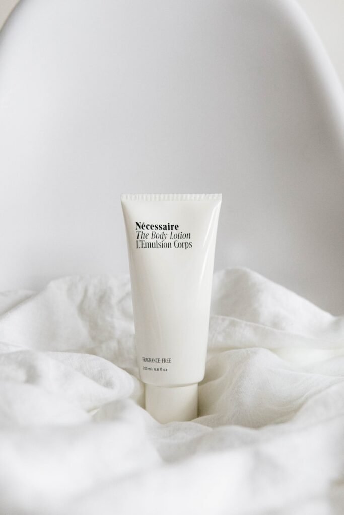طقم روتين النضارة الثلاثي (Youth Glow Radiance Trio)